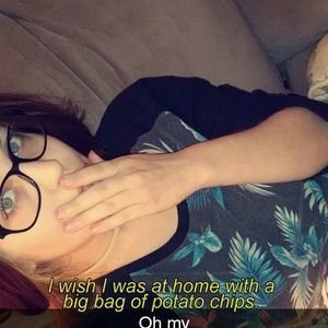 Meet your Posher, Caitlinn